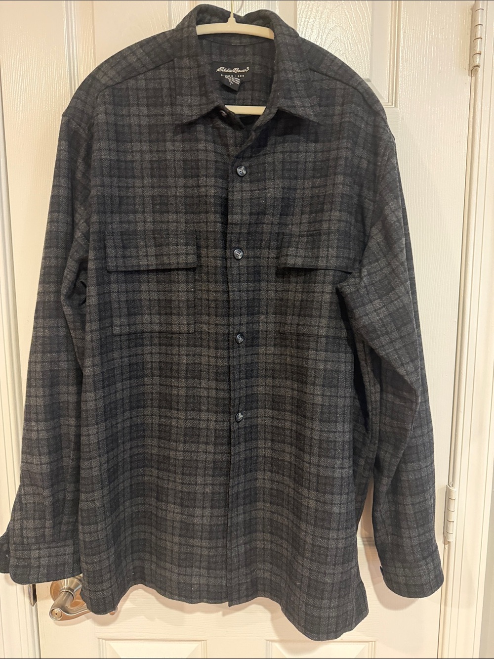Eddie Bauer Men's Gray Plaid Shirt, Size Large Tall, 75% Wool, 25% Poly